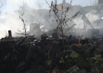 nino-resulta-quemado-en-incendio-de-dos-viviendas