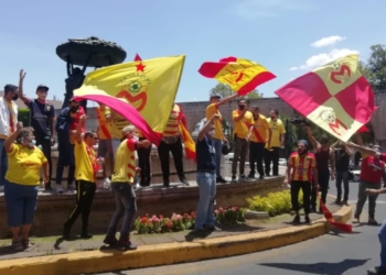 Aficionados de Morelia se manifiestan para pedir que equipo permanezca