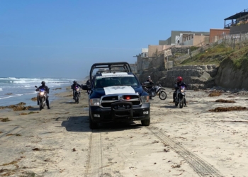 Municipal y GN implementan operativo en Playas de Tijuana