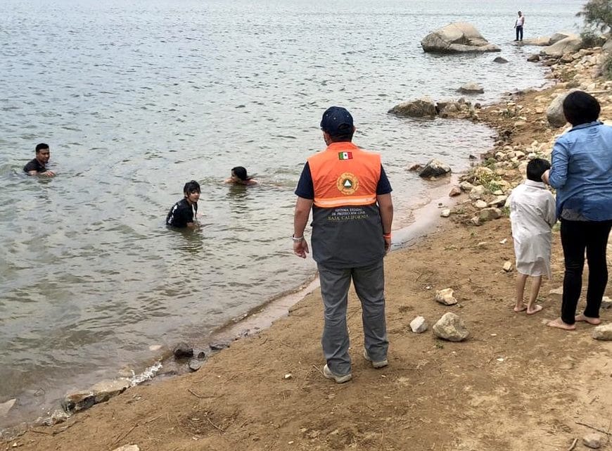 En plena contingencia van de paseo a la Presa