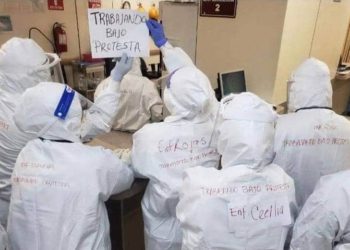 Personal médico de Mexicali trabajan sin aire acondicionado