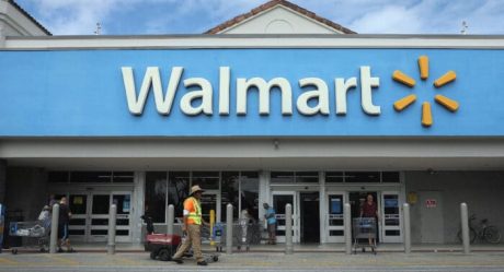 Tiroteo en Walmart deja jóvenes heridos