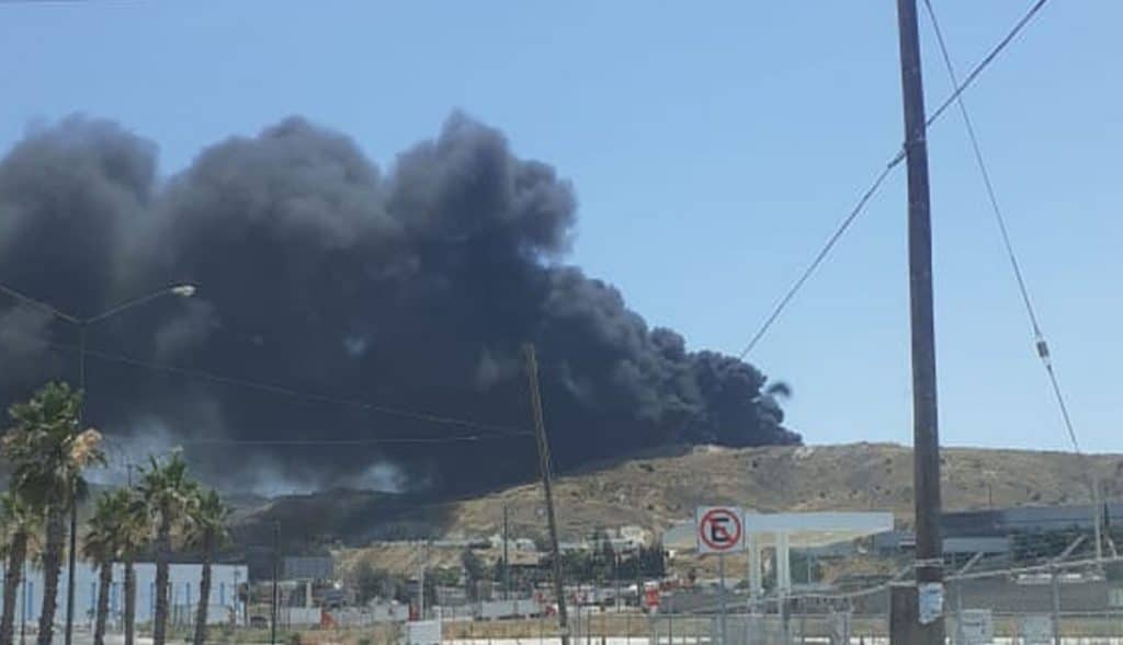 Fuerte-incendio-en-recicladora-en-La-Presa