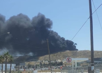 Fuerte-incendio-en-recicladora-en-La-Presa