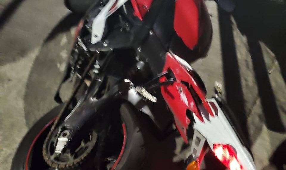 pareja-de-motociclistas-pierden-extremidades-en-choque