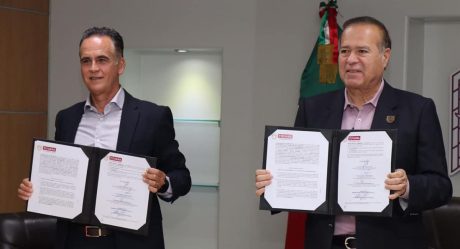 Ayuntamiento de Tijuana firma convenio para fortalecer a bomberos