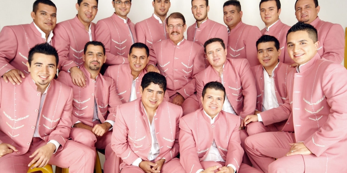 exvocalista-de-la-arrolladora-banda-el-limon-vende-comida