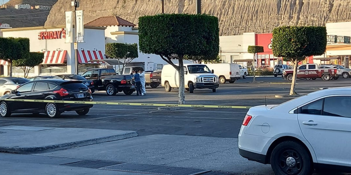 Matan-a-joven-en-estacionamiento-de-la-MacroPlaza