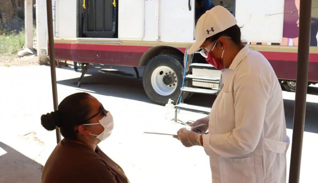 Lleva-municipio-servicios-médicos-a-colonia-Pedregal-de-Santa-Julia