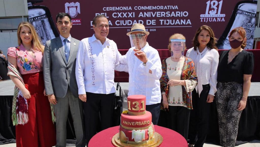 Ayuntamiento-celebra-con-acto-cívico-el-Aniversario-131-de-Tijuana