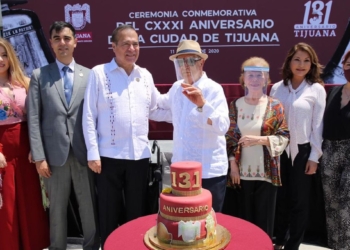 Ayuntamiento-celebra-con-acto-cívico-el-Aniversario-131-de-Tijuana