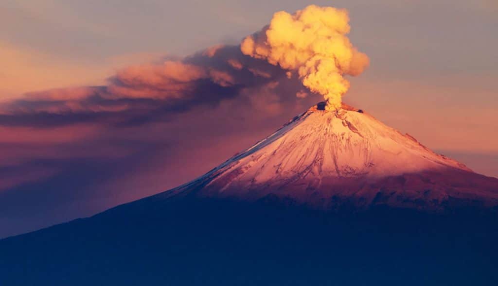 Exhalaciones-del-Popocatépetl-y-sus-efectos-en-varios-municipios