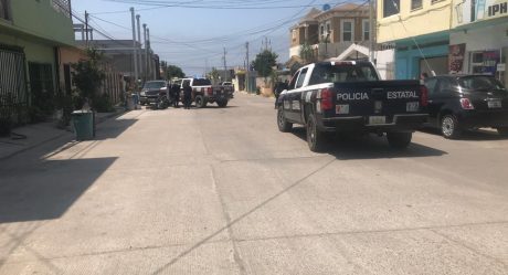 Policía Estatal intimida y agrede a reporteros de Rosarito