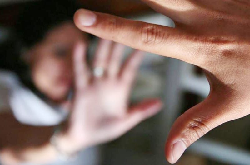 Abusan-de-niña-ante-profesora-y-compañeros-durante-clase-en-línea