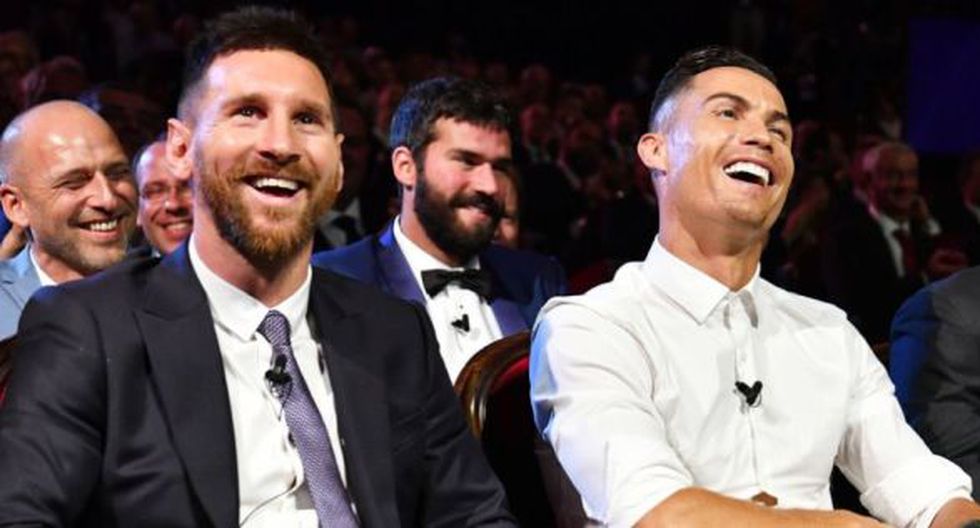 messi-y-cristiano-juntos-en-el-barcelona