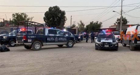 Atacan a balazos a policías municipales