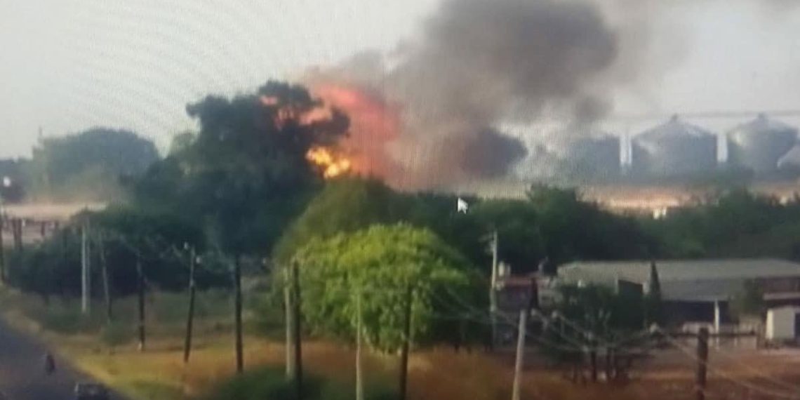 VIDEO-Explota-tanque-de-almacenamiento-de-gas-hay-heridos