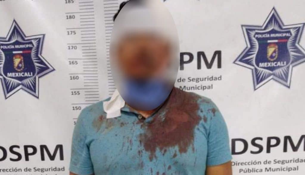 Golpean-víctimas-a-sujeto-que-los-amenazó-con-arma-de-fuego