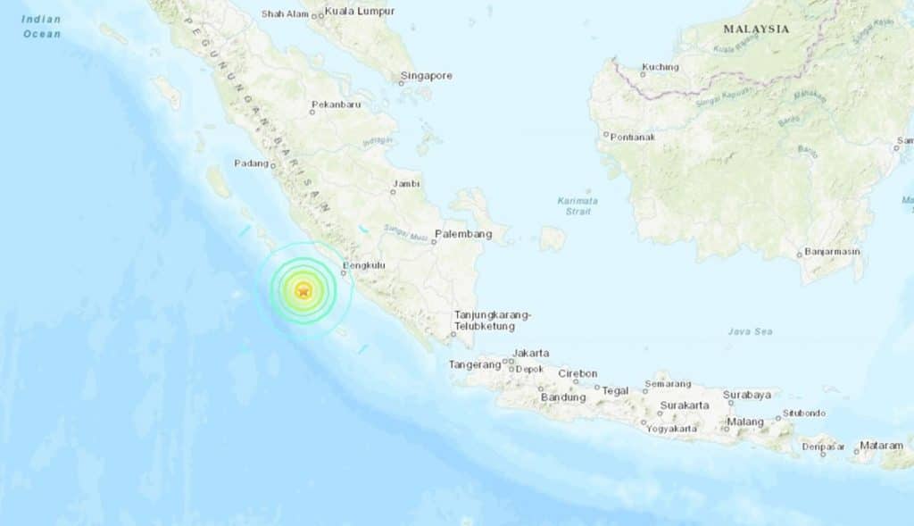 Potentes-sismos-remecen-frente-a-costas-de-Indonesia