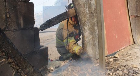 Incendio deja una muerta y un lesionado