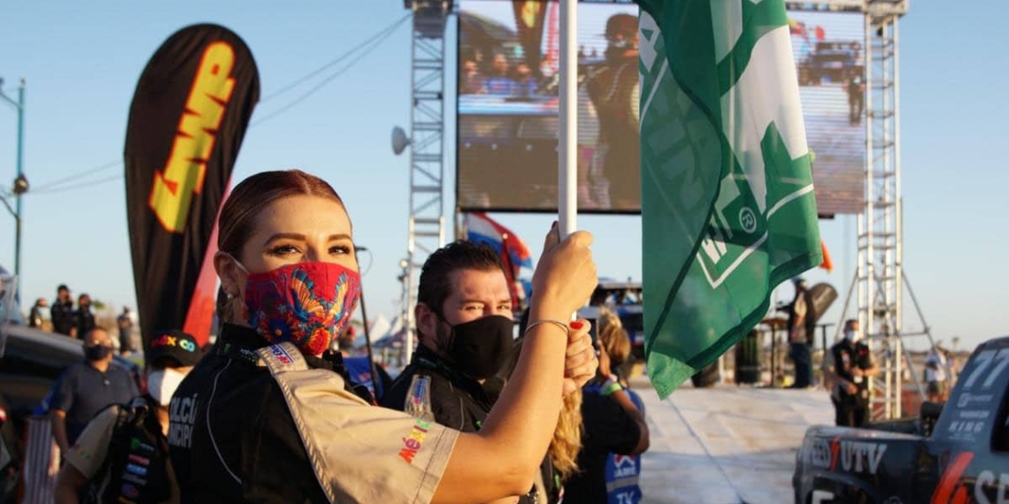 Arranca-la-carrera-fuera-de-camino-Baja-500