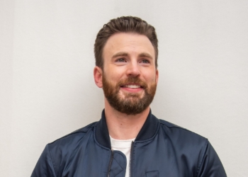 chris-evans-publica-sin-querer-nude-en-instagram