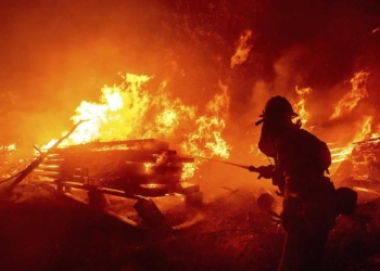 Incendios-forestales-en-California-los-peores-en-décadas