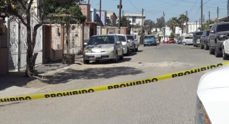 Le quitan la vida en el patio de su casa