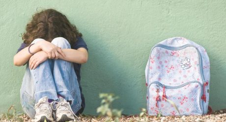 Bullying de maestra causó parálisis facial a adolescente