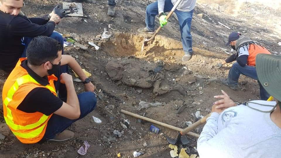 colectivos-de-busqueda-localizan-mas-cadaveres-enterrados