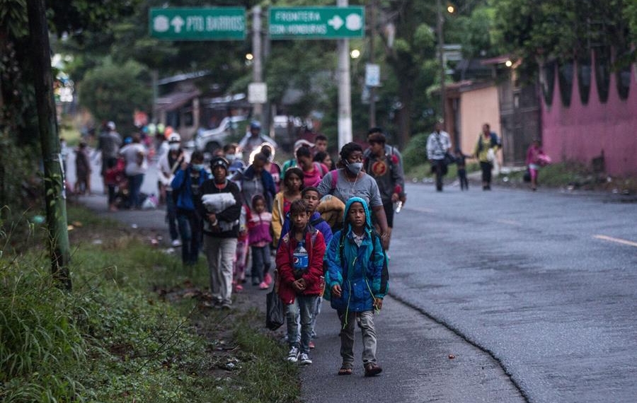 caravana-es-una-provocacion-ante-elecciones-de-eu-amlo