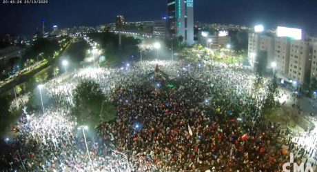 Chile aprueba cambiar Constitución