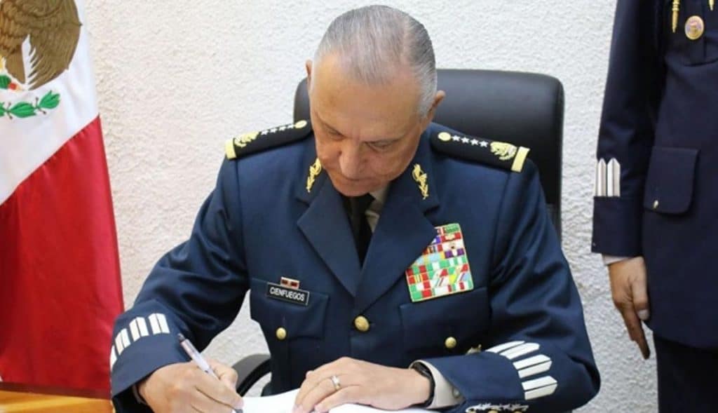 Detienen-al-general-Salvador-Cienfuegos-exsecretario-de-Defensa