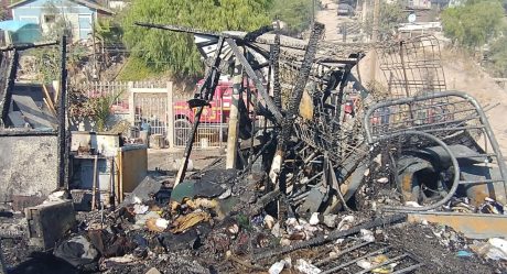 Incendio deja sin vivienda a cinco familias