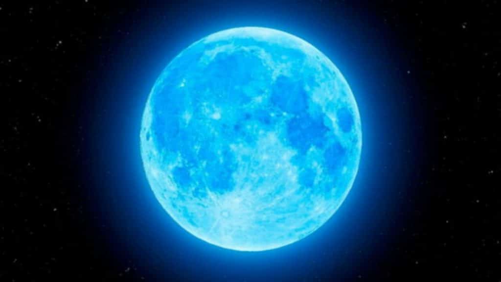 luna-azul-en-pleno-halloween