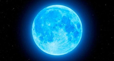 Luna Azul en pleno Halloween