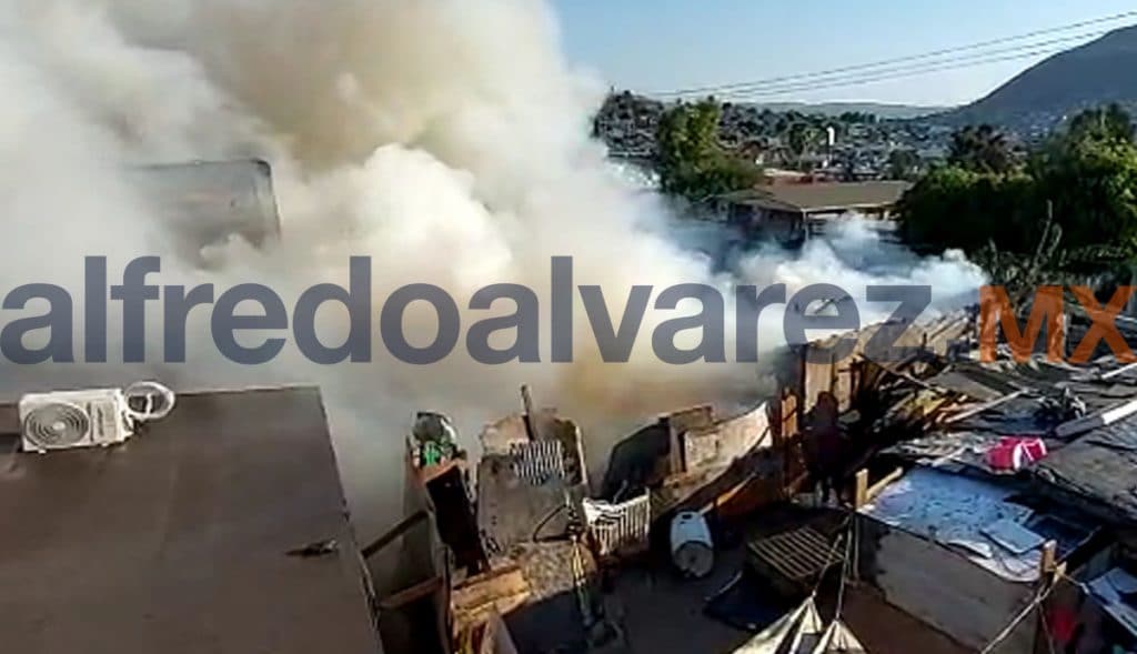 Incendio-consume-vivienda-y-predio-abandonado