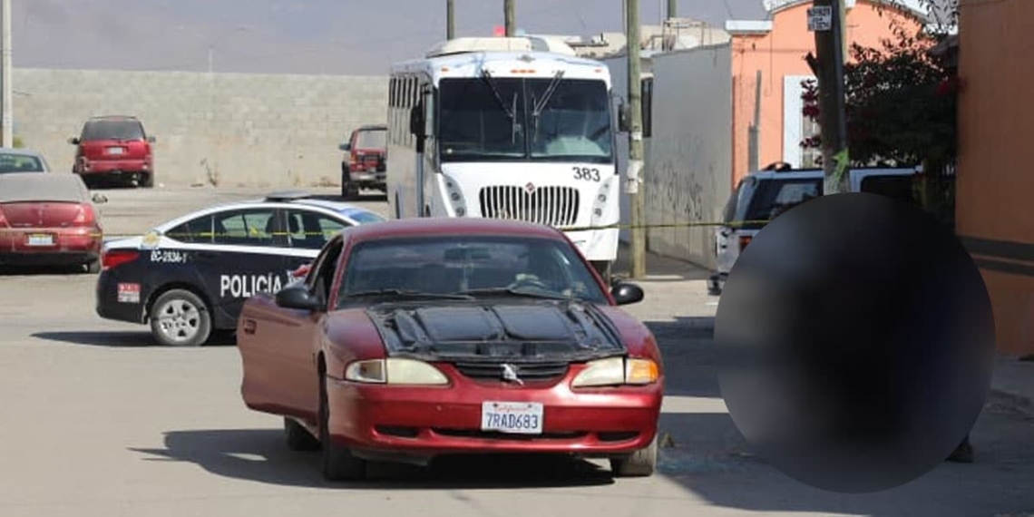 Balean-a-joven-a-bordo-de-su-auto