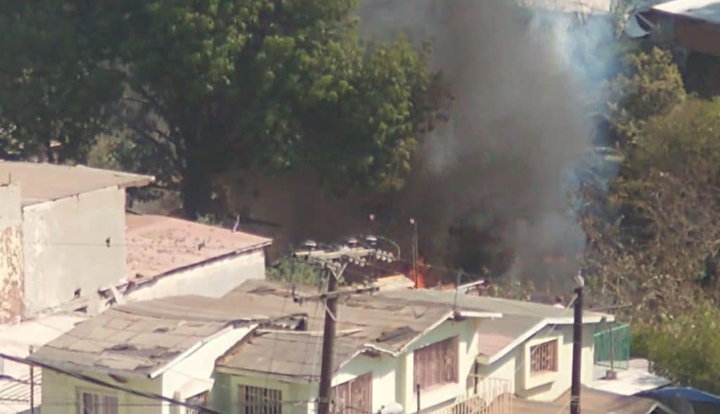 Fuerte-incendio-consume-cuatro-casas