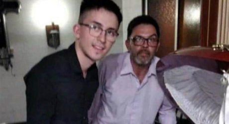 Se disculpa por foto con ataúd de Maradona, lo amenazan de muerte