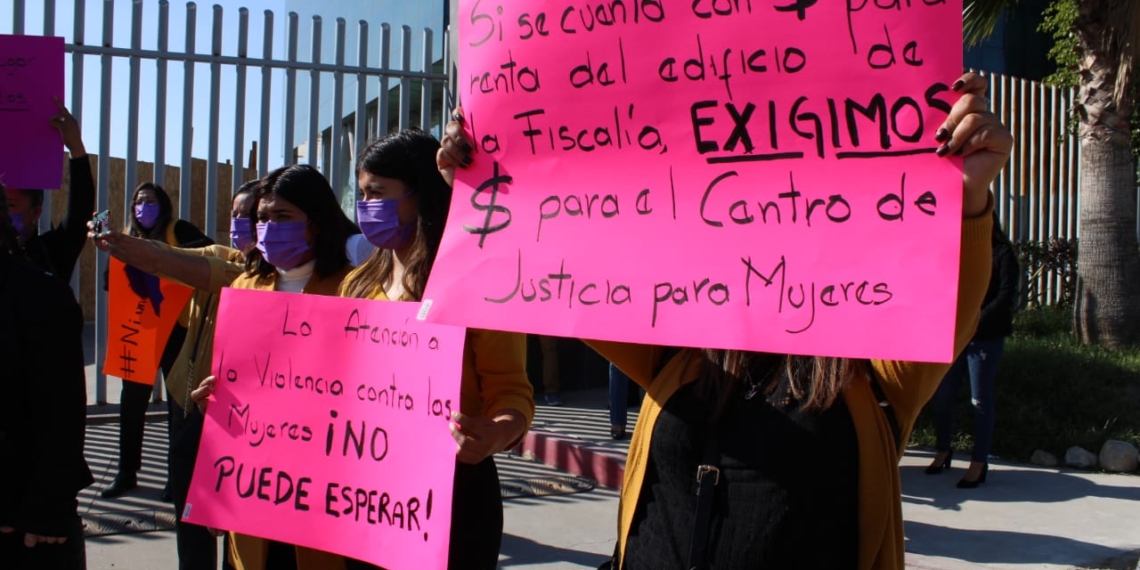 se-manifiestan-para-exigir-atencion-a-la-violencia-contra-mujeres-en-bc