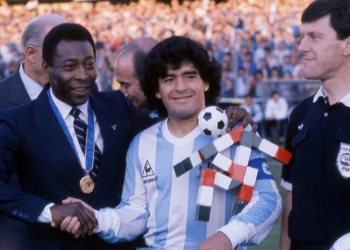 las-emotivas-palabras-de-pele-tras-la-muerte-de-maradona