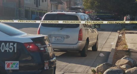 Dejan camioneta con cadáveres en Tijuana