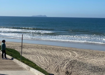 VIDEO-Así-se-aprecia-la-marea-astronómica-en-playas-de-Tijuana