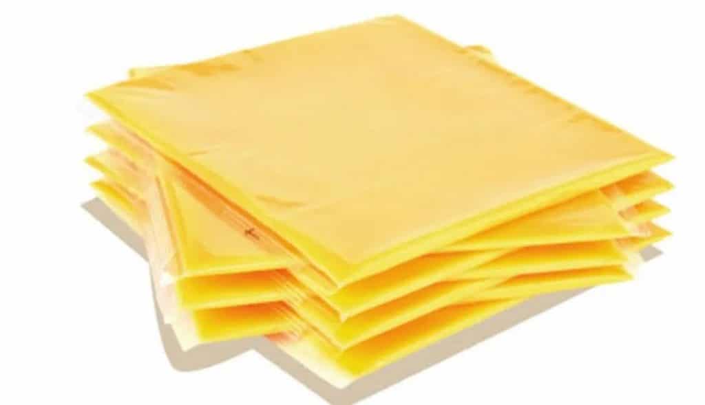 Revelan-quesos-amarillos-que-tienen-más-agua-y-grasa –que-leche