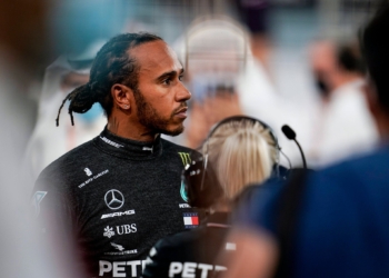 lewis-hamilton-da-positivo-a-covid-19