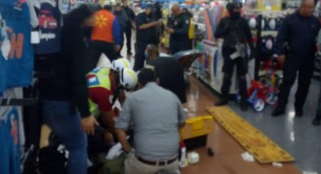 Balacera en Walmart desata pánico; hay un herido