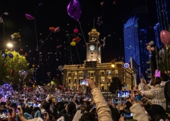 VIDEO-Indigna-multitud-en-celebración-de-Año-Nuevo-en-Wuhan