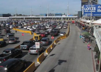 extienden-las-restricciones-de-cruce-a-estados-unidos