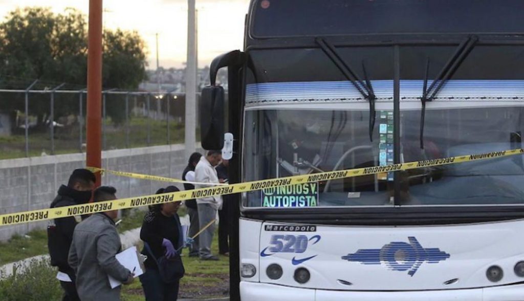 Intenta-asaltar-camión-y-pasajeros-lo-matan-a-golpes